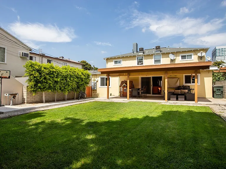 336 W Lexington Dr — Photo 27