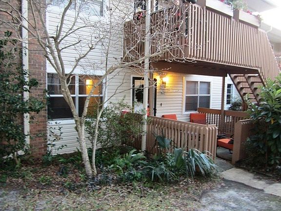 2nd image of 1200 Shoreline Dr APT 307