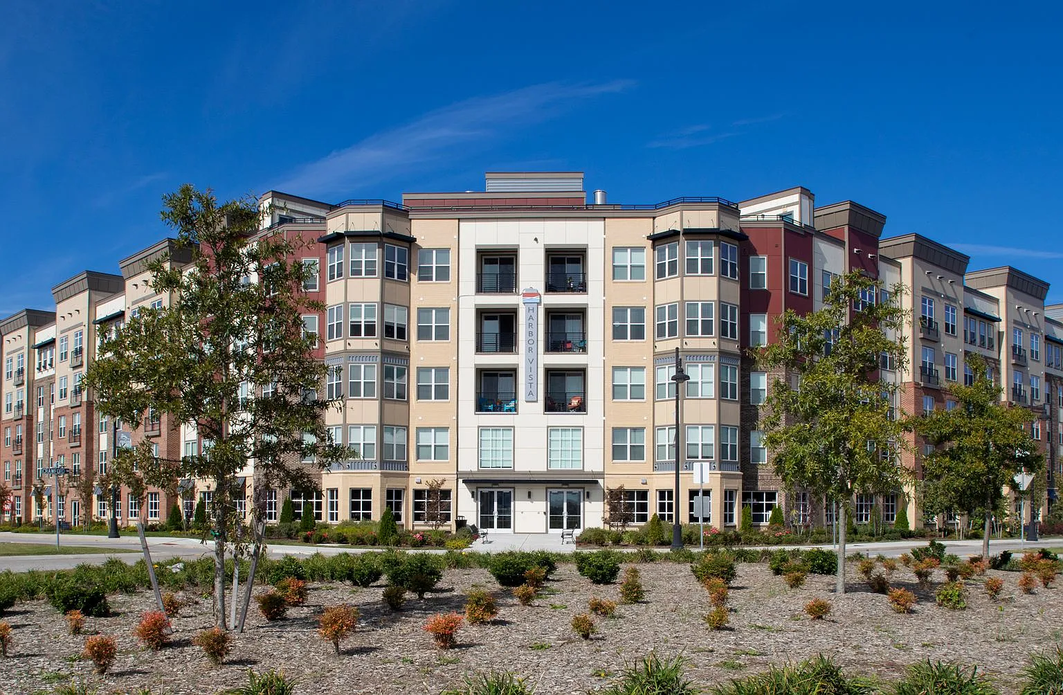 Harbor Vista at Crawford Street — Photo 2