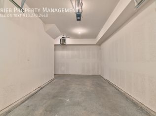 12321 S Chelsea St #104, Olathe, KS 66061