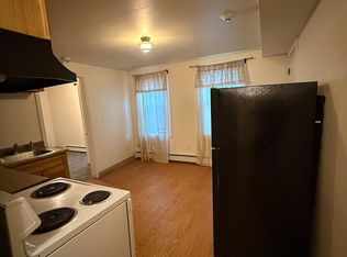 126 Earle St APT 1, Woonsocket, RI 02895