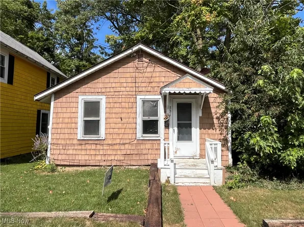 331 Cherry St, Kent, OH 44240