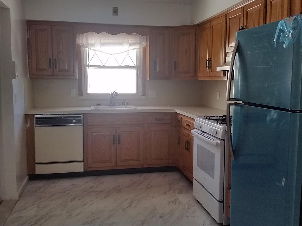 1st image of 11 W Cedarview Avenue # Second Floor