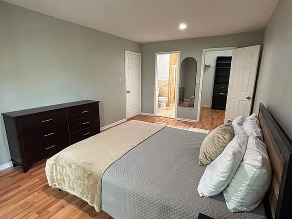 2nd image of 44 S Orange Ave #1