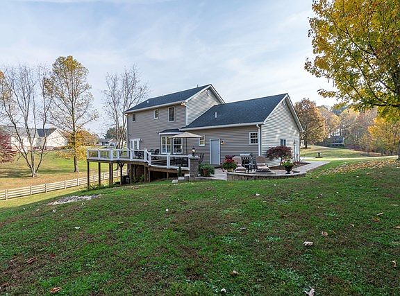 5th image of 26315 Beech Cir
