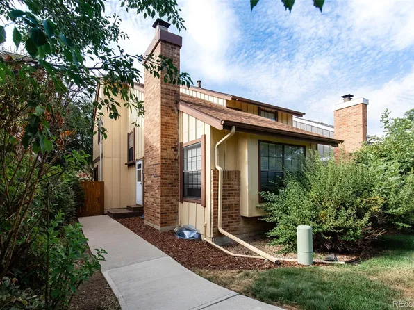 8697 Garrison Court, Arvada, CO 80005