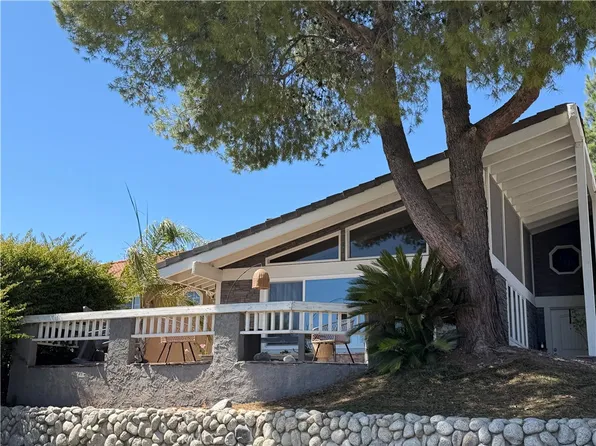 30393 Early Round Dr, Canyon Lake, CA 92587