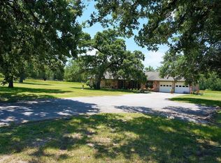 9084 White Creek Rd, College Station, TX 77845