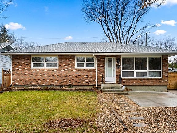 3rd image of 97 Darke Cres