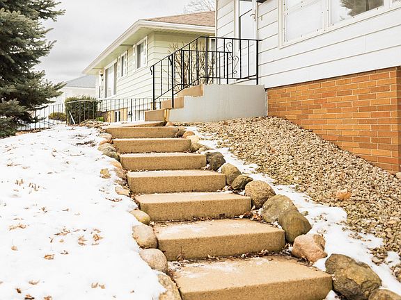 3rd image of 2034 24th St NW