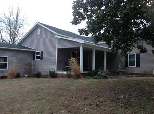 935 Kirk Rd, Huntingdon, TN 38344