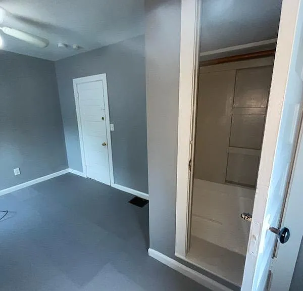 421 Bishop Ave #12 — Photo 3