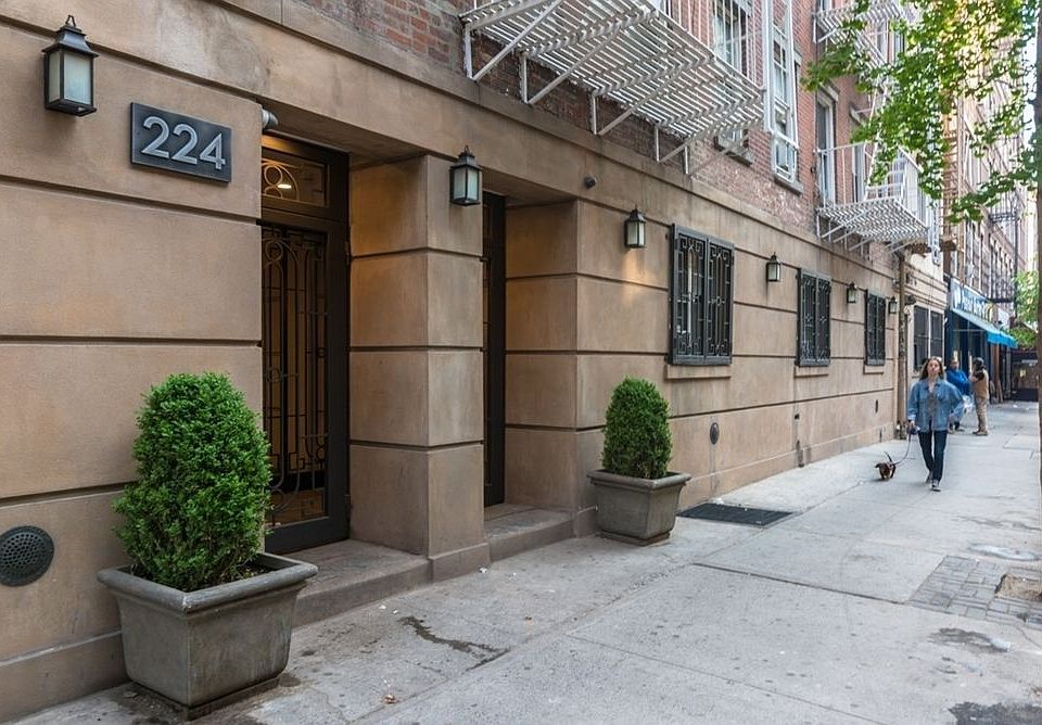 1st image of 224 Sullivan St APT A31