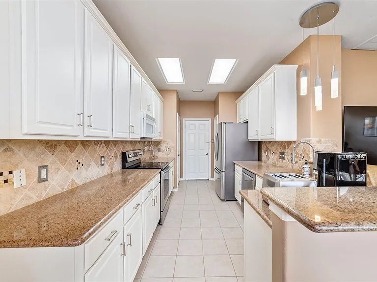 203 W Stedhill Loop — Photo 15