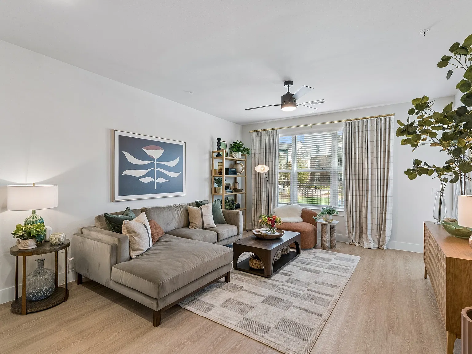 Verbena at Waterview — Photo 4