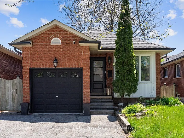 121 Ribblesdale Dr — Photo 1
