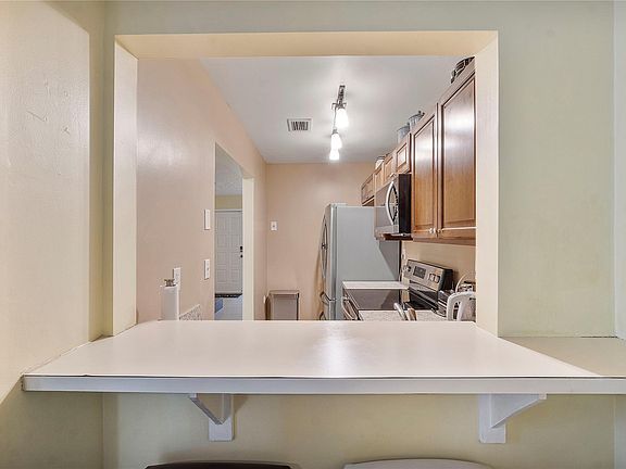 5th image of 9280 NW 40th Street