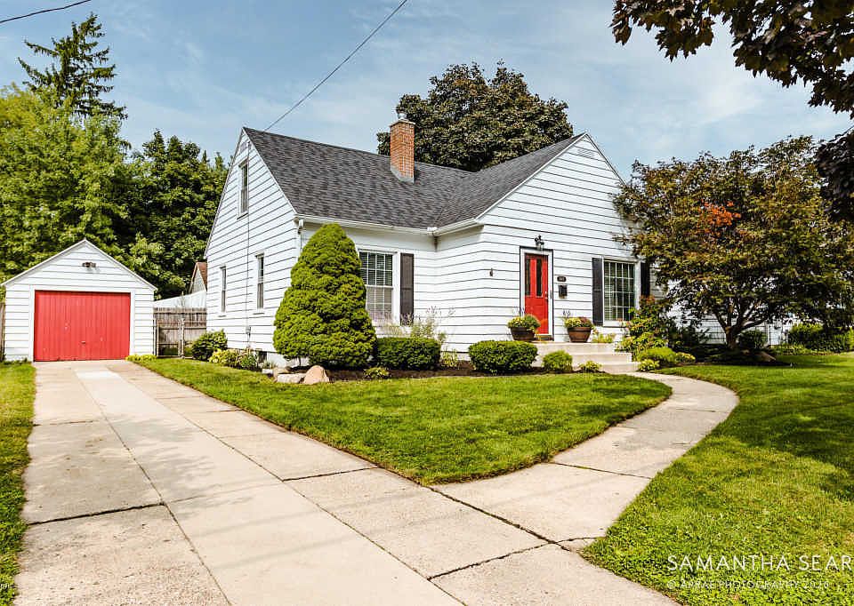 1st image of 849 Mayhew Wood Dr SE
