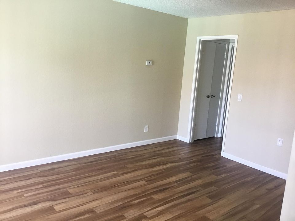 1st image of 225 Richfield Dr #37