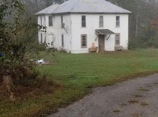 10640 Long Dr, Fannettsburg, PA 17221