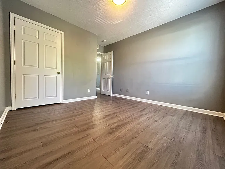 Jacobs Landing Apartments — Photo 28