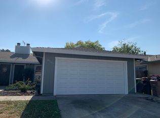 8964 Laguna Vista Ct, Elk Grove, CA 95624