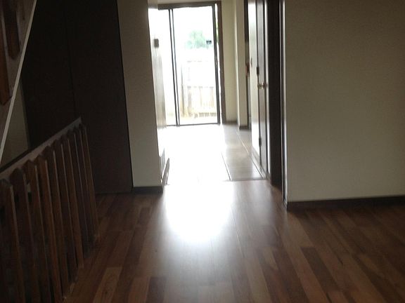 3rd image of 7655 Scofield Ct