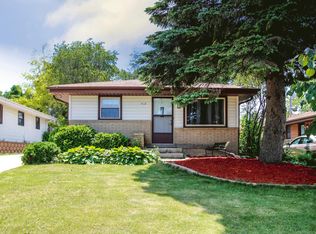 517 Lakeview Ave, South Milwaukee, WI 53172