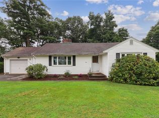 198 Stuart Dr, Southington, CT 06489