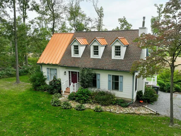 11 Fernwood Dr, Paradise, PA 17562