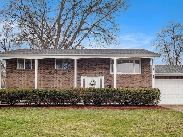 910 South St, Mishawaka, IN 46544