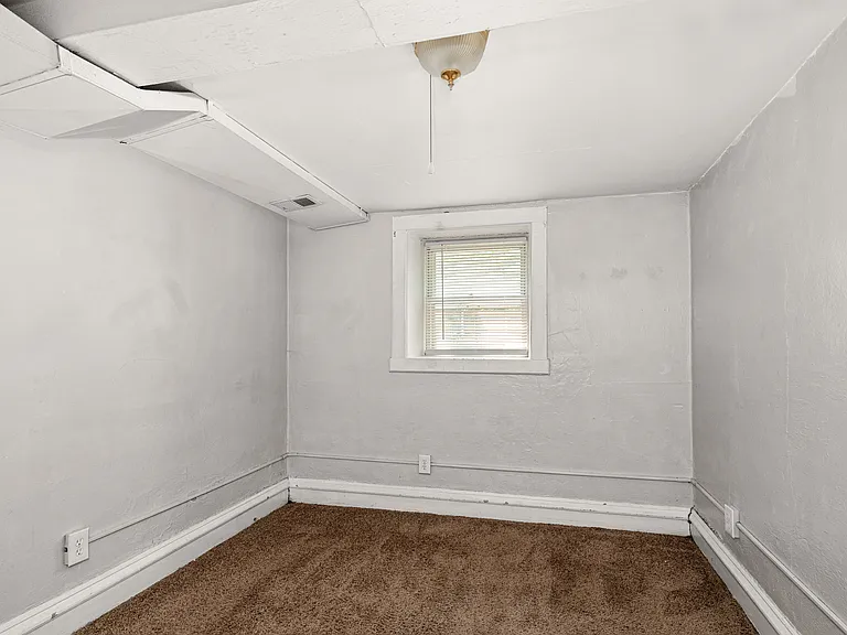 E10thStreet-14_05152026