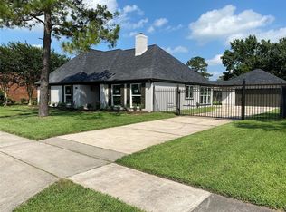 2103 Kildare Dr, Pearland, TX 77581