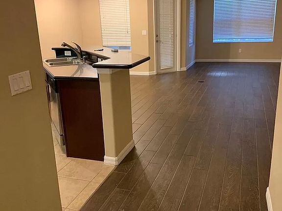 4th image of 3641 Borah Ln