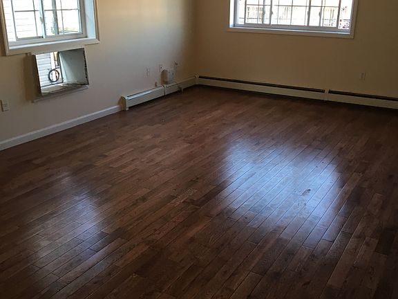 3rd image of 1243 Beach Ave APT 3
