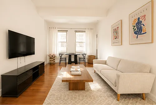 88 Greenwich St #724W Photo 1
