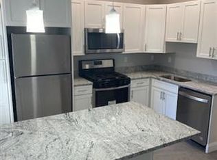 35 Bristol St #1, Cambridge, MA 02141