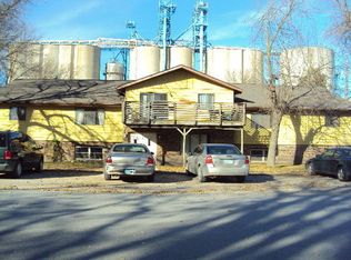 606 Cedar St #606-09, Duncombe, IA 50532