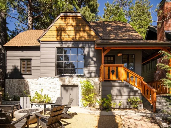 117 John Muir Rd, Lake Arrowhead, CA 92352