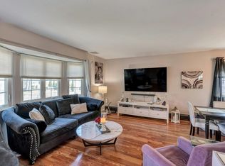 416 Blue Point Rd, Farmingville, NY 11738