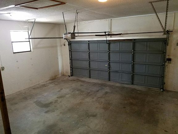 4th image of 11040 W Concord Ct