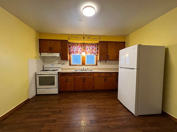 3rd image of 2945 N 75th Ave