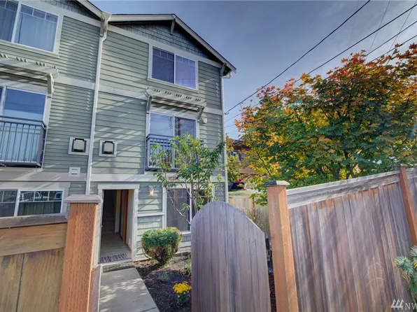 9237C 17th Ave SW, Seattle, WA 98106