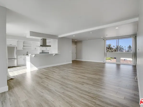 842 11th St #8A, Santa Monica, CA 90403