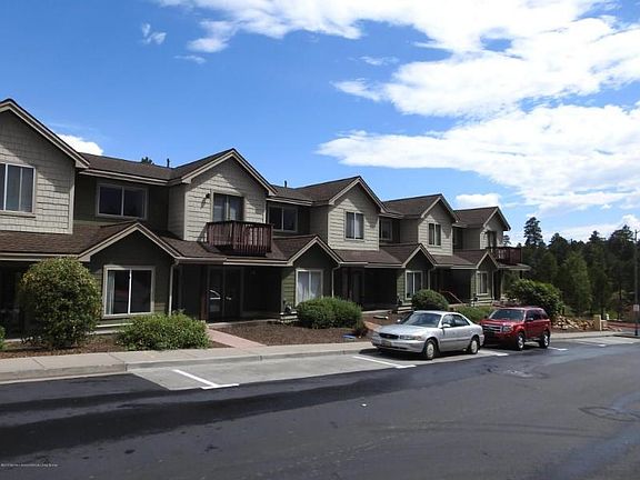2nd image of 1415 E Payton Way