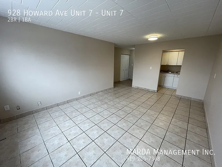 928 Howard Ave #7 — Photo 7