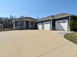 13409 W Travis Trce, Evansville, WI 53536