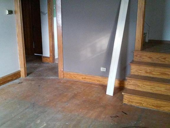 2nd image of 14 Williams St