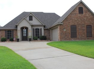 219 Pearwood Cir, Haughton, LA 71037