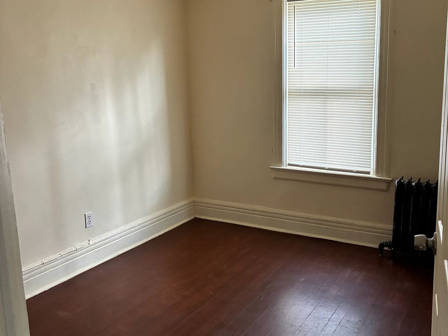5 bed, 1612 sqft, $1,800 — Photo 4